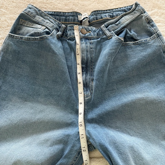 Forever 21 Wide Leg Medium Wash Jeans size 30/10 31” inseam - Picture 6 of 7
